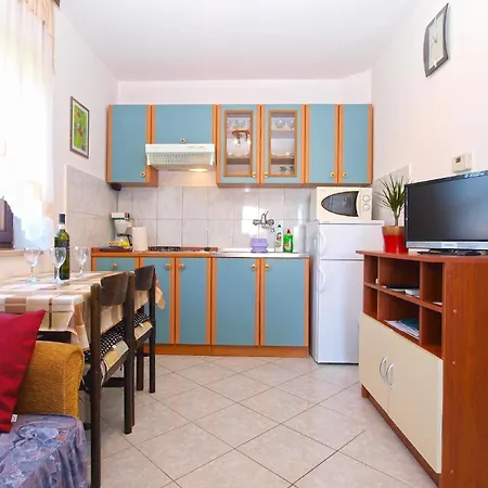 Apartman Fuer 3 Personen Ca 32 Qm In Fazana-surida, Istrien Istrische Riviera *