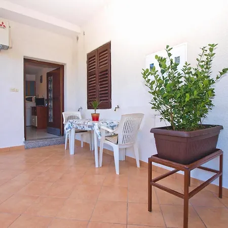 Appartamento Fuer 3 Personen Ca 32 Qm In Fazana-surida, Istrien Istrische Riviera